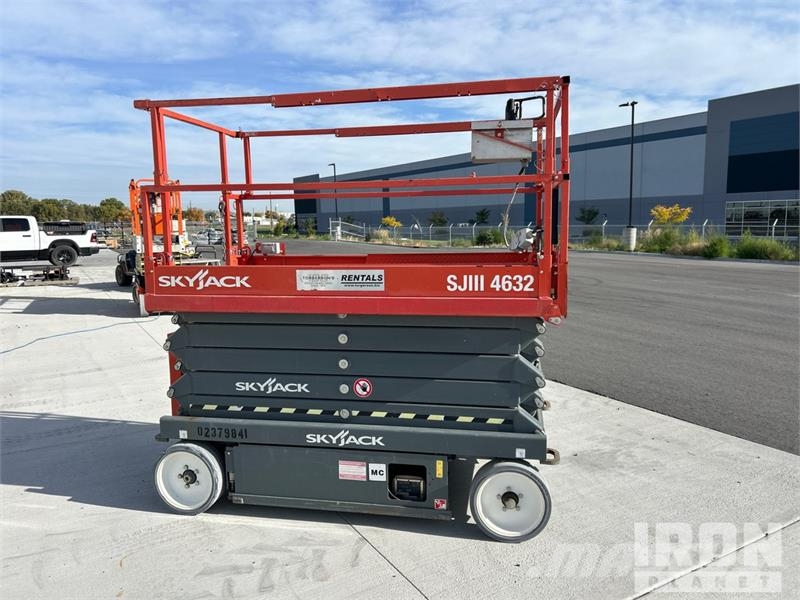 SkyJack 4632 Electric Electric Scissor Lift Ollós emelők