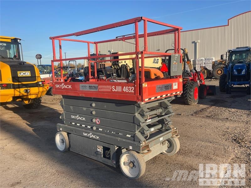 SkyJack 4632 Electric Electric Scissor Lift Scissor lifts