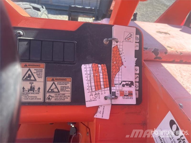 SkyJack 8042 Telehandler Teleskopiskie manipulatori