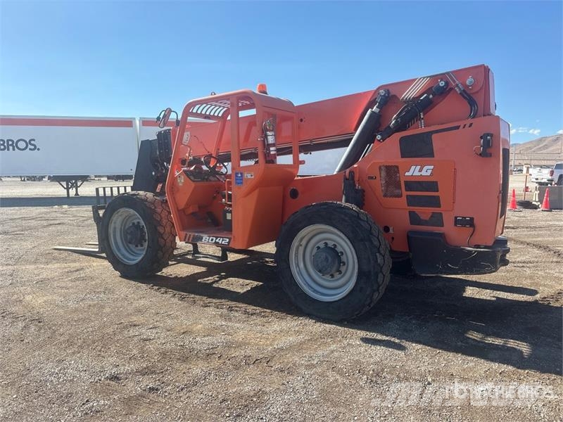 SkyJack 8042 Telehandler Teleskopiskie manipulatori