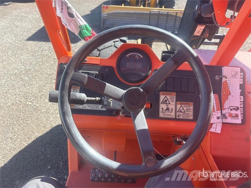 SkyJack 8042 Telehandler Teleskopiskie manipulatori