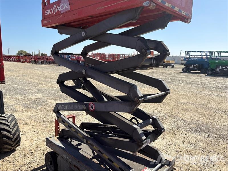 SkyJack SJ 3219 Electric Scissor Lift Škarjaste dvižne ploščadi
