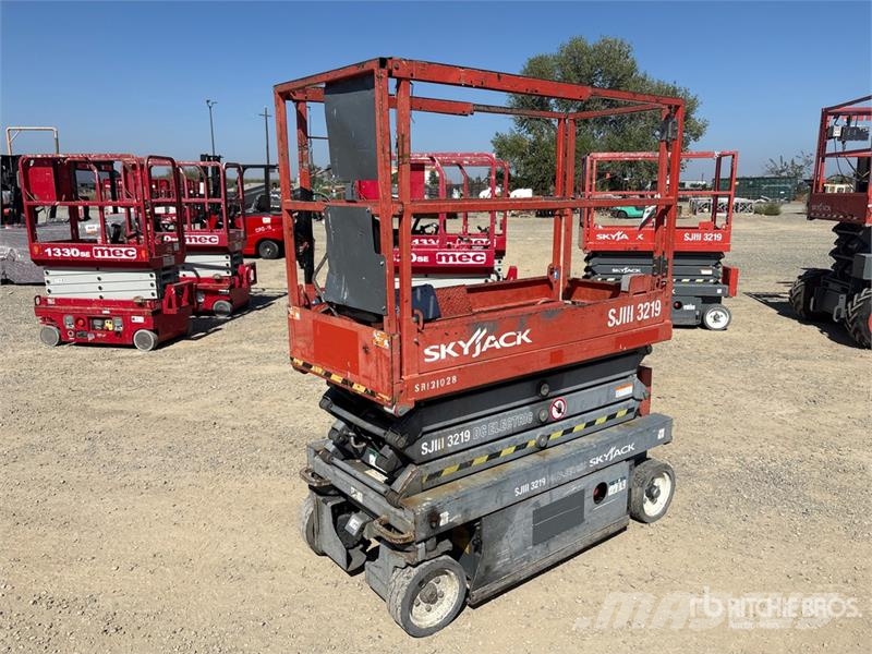 SkyJack SJ 3219 Electric Scissor Lift Škarjaste dvižne ploščadi