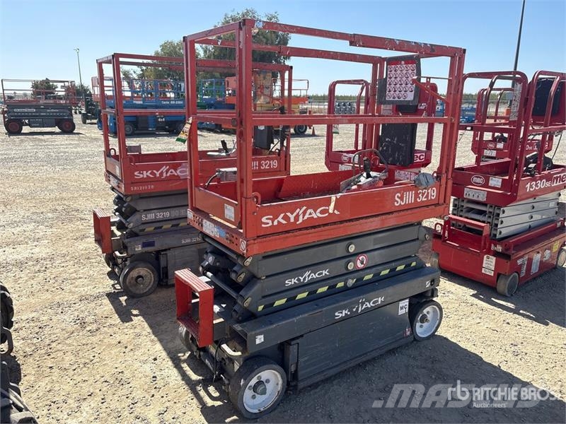 SkyJack SJ 3219 Electric Scissor Lift Škarjaste dvižne ploščadi