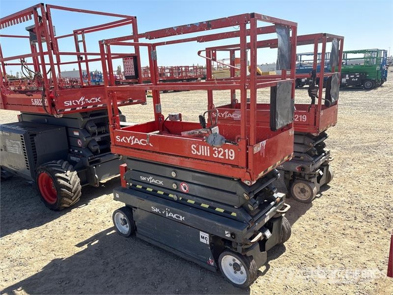 SkyJack SJ 3219 Electric Scissor Lift Škarjaste dvižne ploščadi