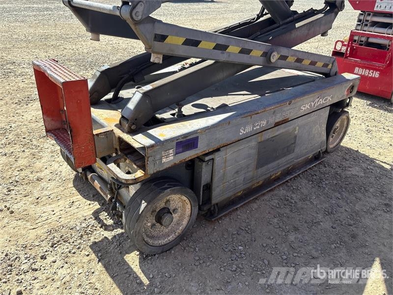 SkyJack SJ 3219 Electric Scissor Lift Škarjaste dvižne ploščadi