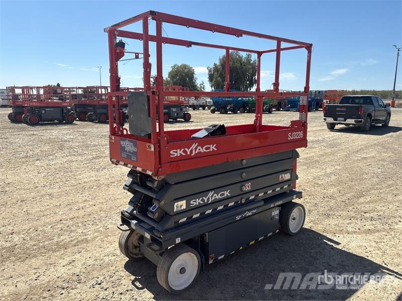 SkyJack SJ 3226 Electric Scissor Lift Škaraste platforme