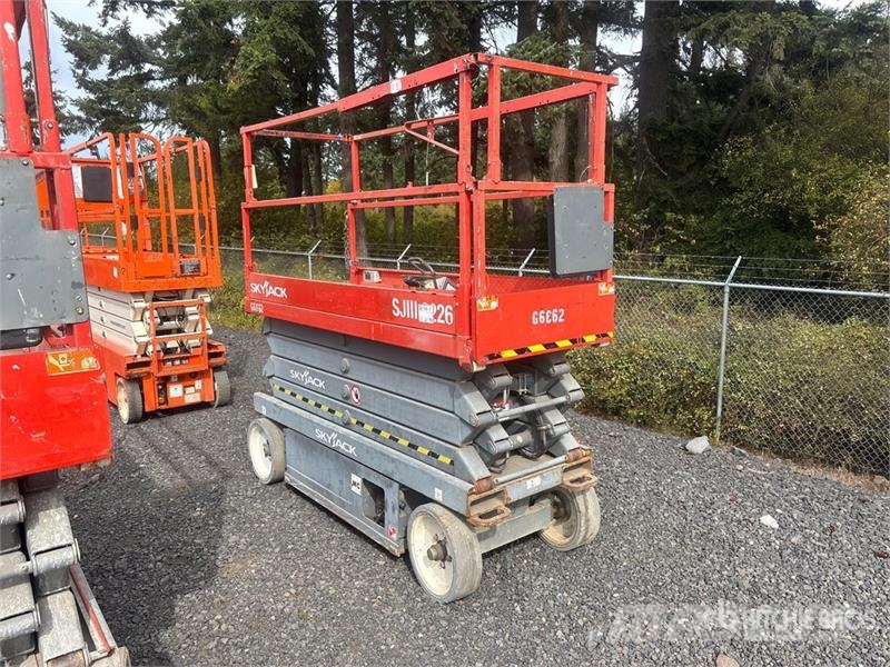 SkyJack SJ 3226 Electric Scissor Lift Käärtõstukid