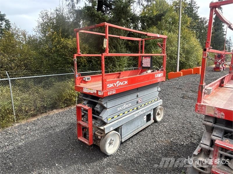 SkyJack SJ 3226 Electric Scissor Lift Käärtõstukid