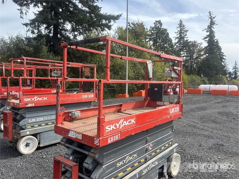 SkyJack SJ 3226 Electric Scissor Lift Käärtõstukid