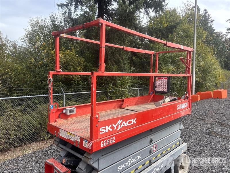 SkyJack SJ 3226 Electric Scissor Lift Käärtõstukid