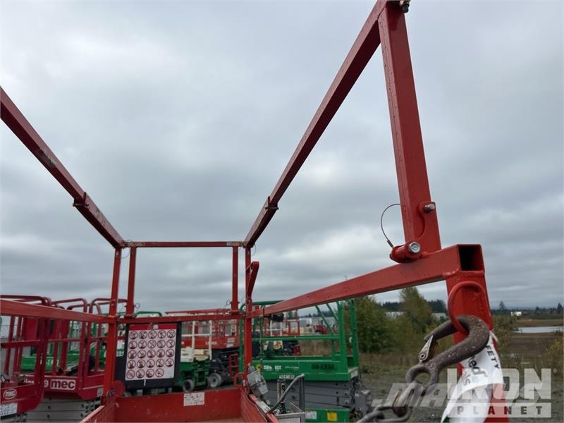 SkyJack SJ III 3226 Electric Scissor Lift 剪叉式升降机