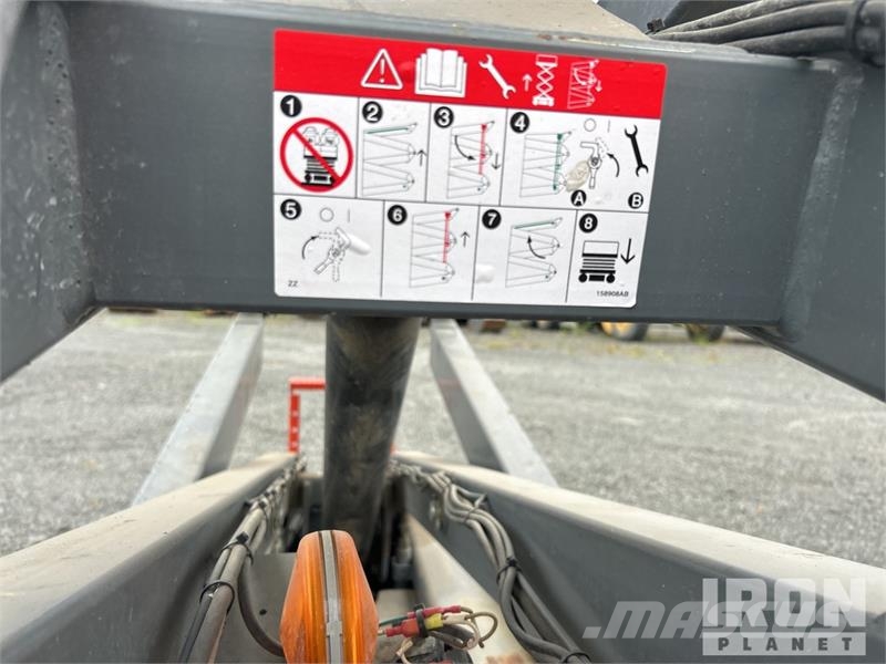 SkyJack SJ III 3226 Electric Scissor Lift 剪叉式升降机