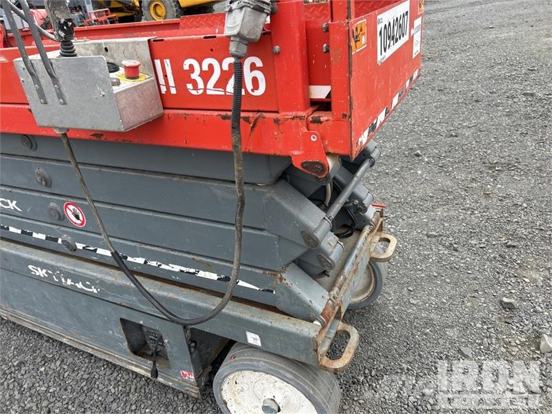 SkyJack SJ III 3226 Electric Scissor Lift 剪叉式升降机
