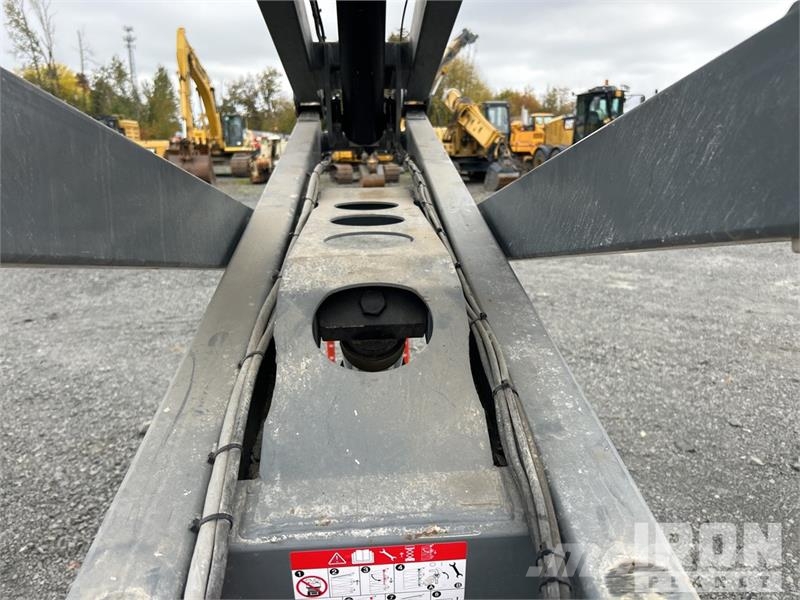 SkyJack SJ III 3226 Electric Scissor Lift 剪叉式升降机