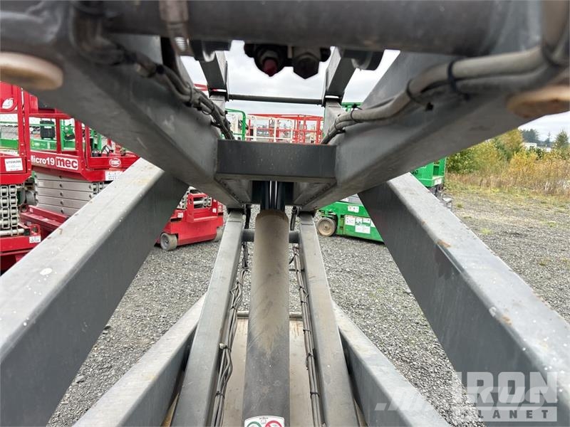 SkyJack SJ III 3226 Electric Scissor Lift 剪叉式升降机
