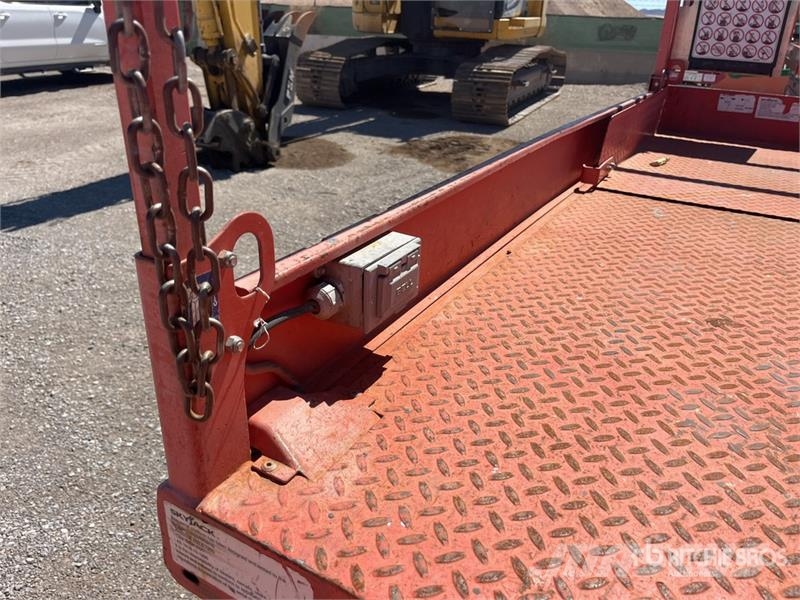 SkyJack SJ III 3226 Electric Scissor Lift رافعات مقصية الشكل