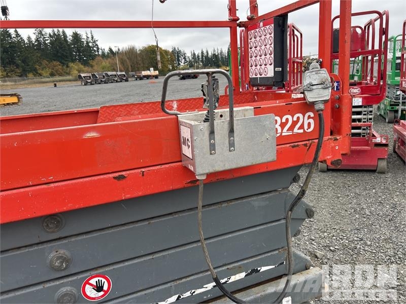 SkyJack SJ III 3226 Electric Scissor Lift 剪叉式升降机