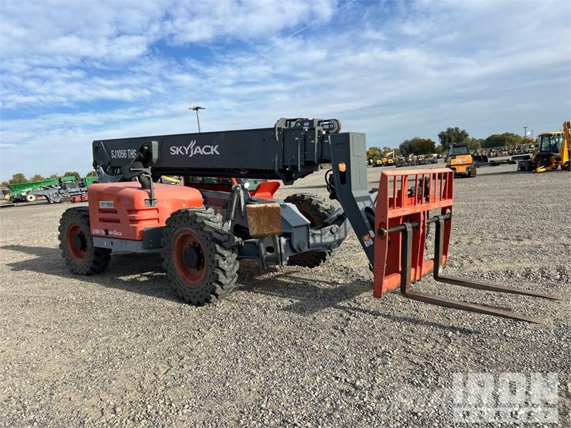 SkyJack SJ1056THS Telehandler 텔러 핸들러