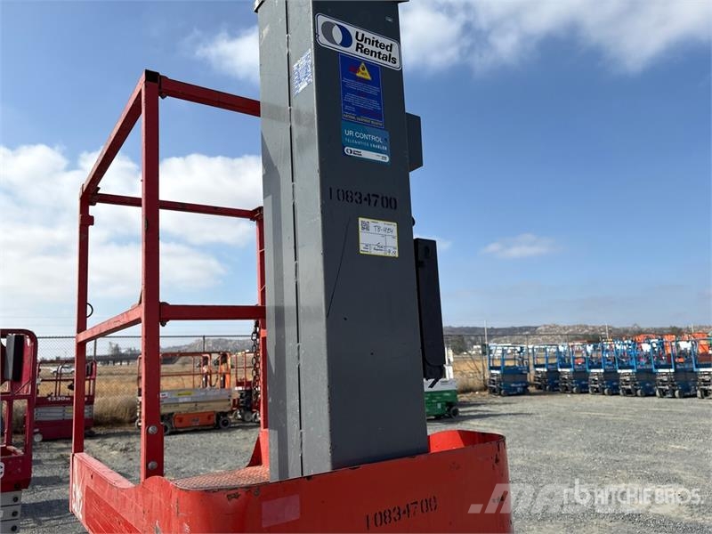 SkyJack SJ12 Plataformas elevatórias verticais