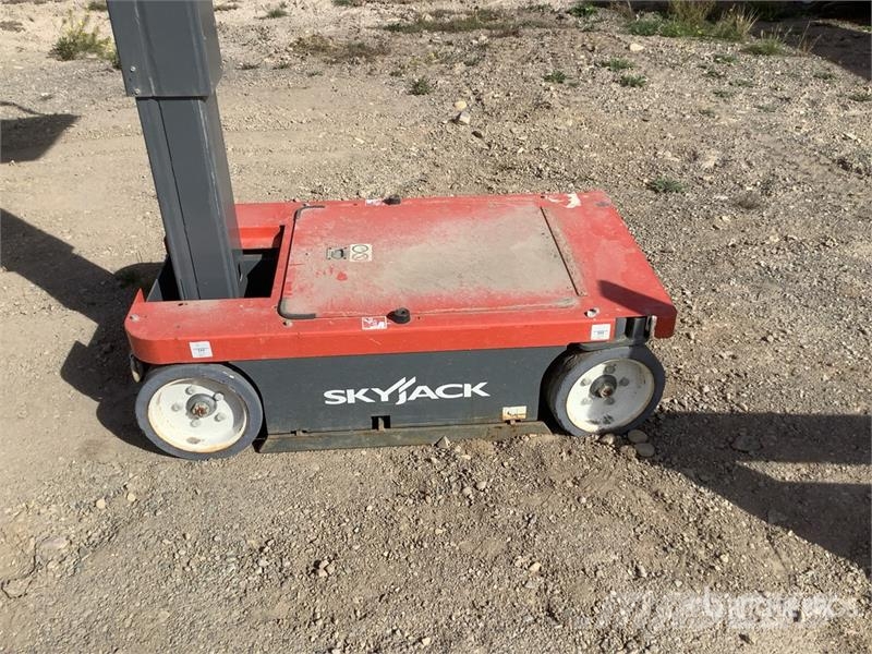 SkyJack SJ12 Electric Scissor Lift Scissor lifts