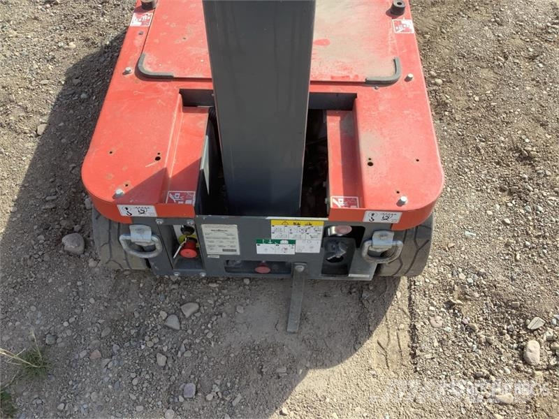 SkyJack SJ12 Vertical Mast Lift Вертикальные мачтовые подъемники