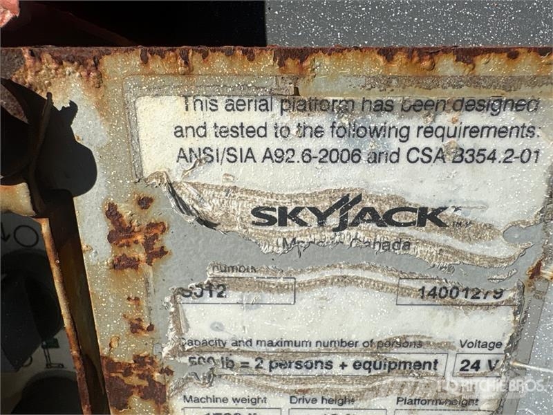 SkyJack SJ12 Vertical Mast Lift (Inoperable) Vertical mast lifts