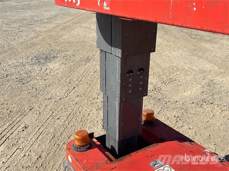 SkyJack SJ12 Vertical Mast Lift Personenaufzüge
