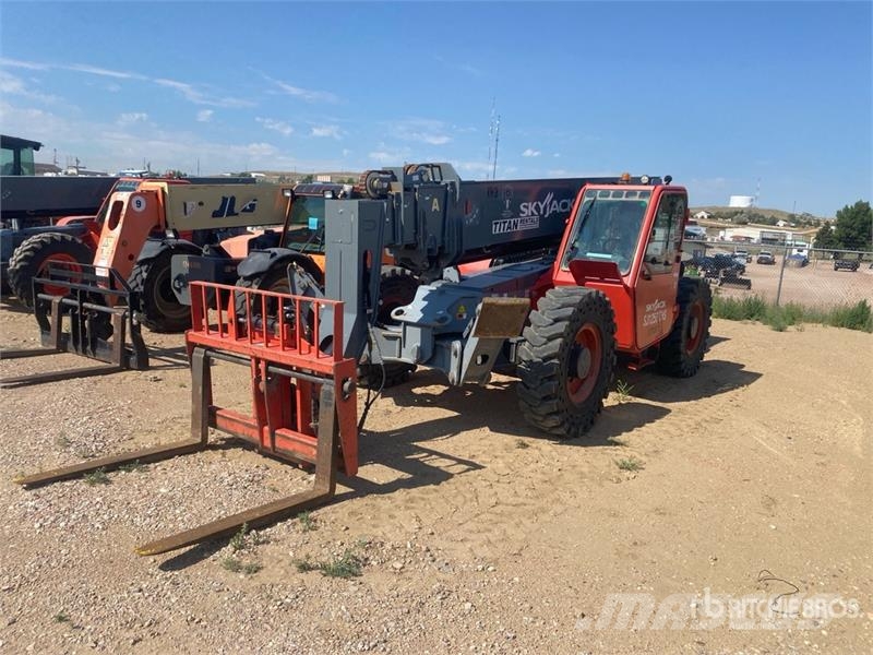 SkyJack SJ1256 TH Telehandler مناولات متداخلة