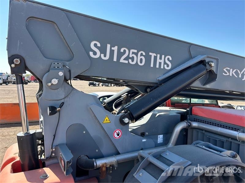 SkyJack SJ1256 THS Telehandler Teleskopik yükleyiciler