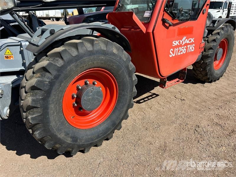SkyJack SJ1256 THS Telehandler Teleskopik yükleyiciler