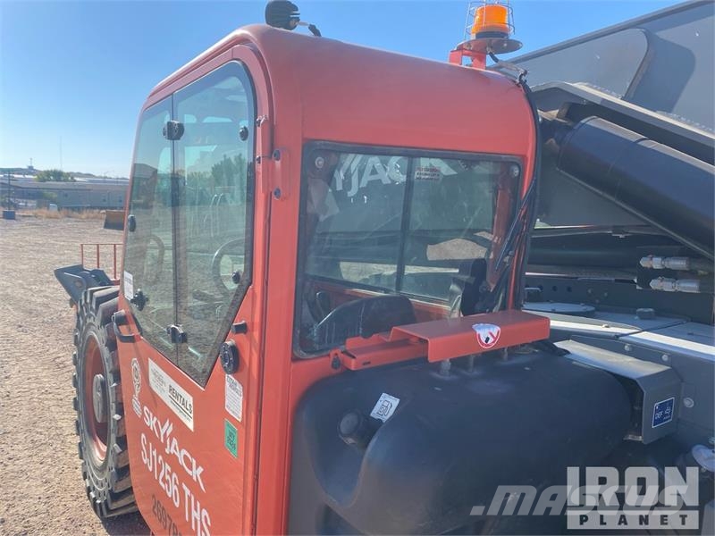 SkyJack SJ1256 THS Telehandler Telescopic handlers