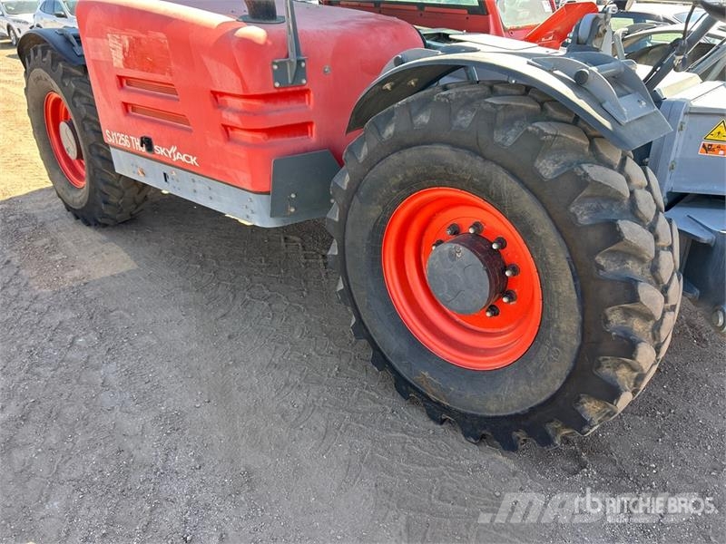 SkyJack SJ1256 THS Telehandler Teleskopik yükleyiciler