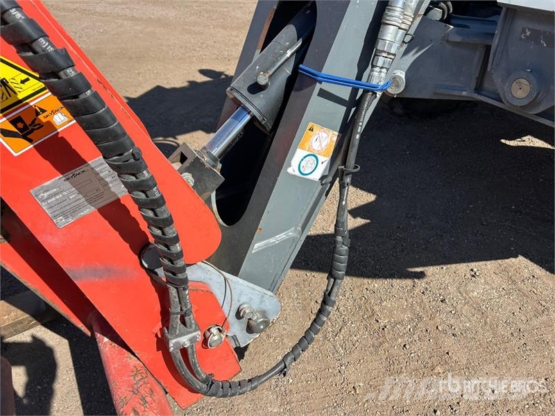 SkyJack SJ1256 THS Telehandler Teleskopik yükleyiciler