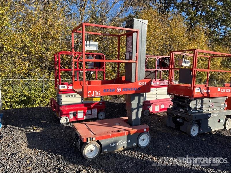 SkyJack SJ16 رافعات السارية الرأسية