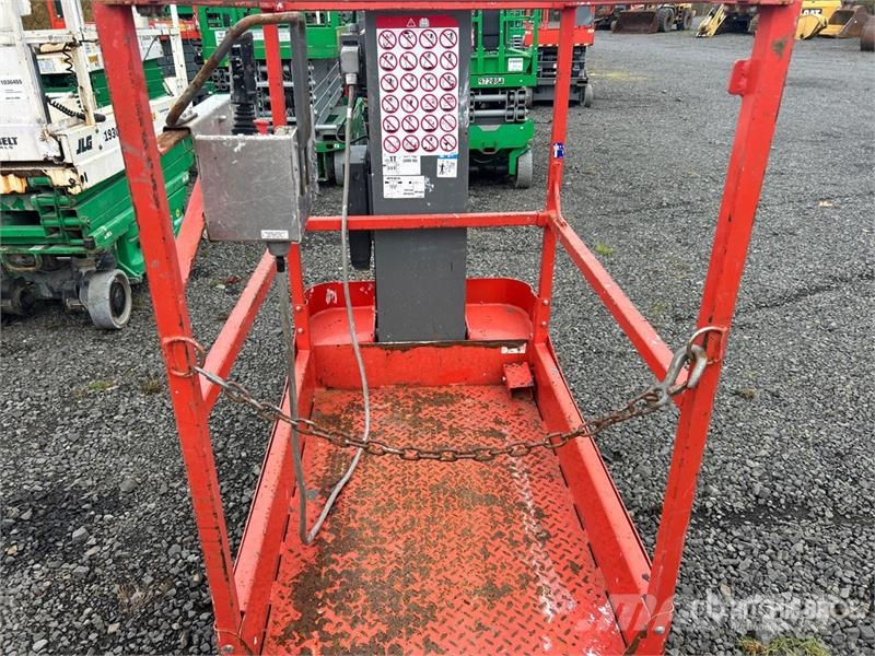 SkyJack SJ16 Plataformas con jaula de elevación