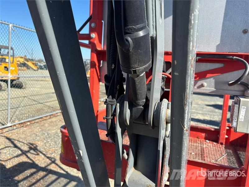 SkyJack SJ30ARJE Electric Articulating Boom Lift 관절형 전동이동 리프트