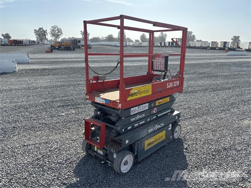 SkyJack SJ3219 Electric Scissor Lift Škarjaste dvižne ploščadi