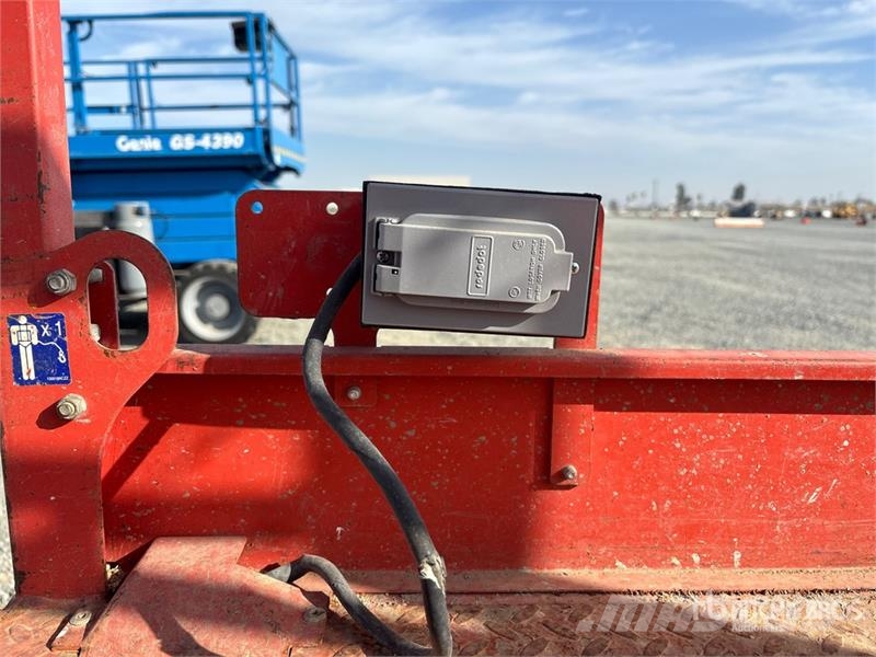 SkyJack SJ3219 Electric Scissor Lift Škarjaste dvižne ploščadi