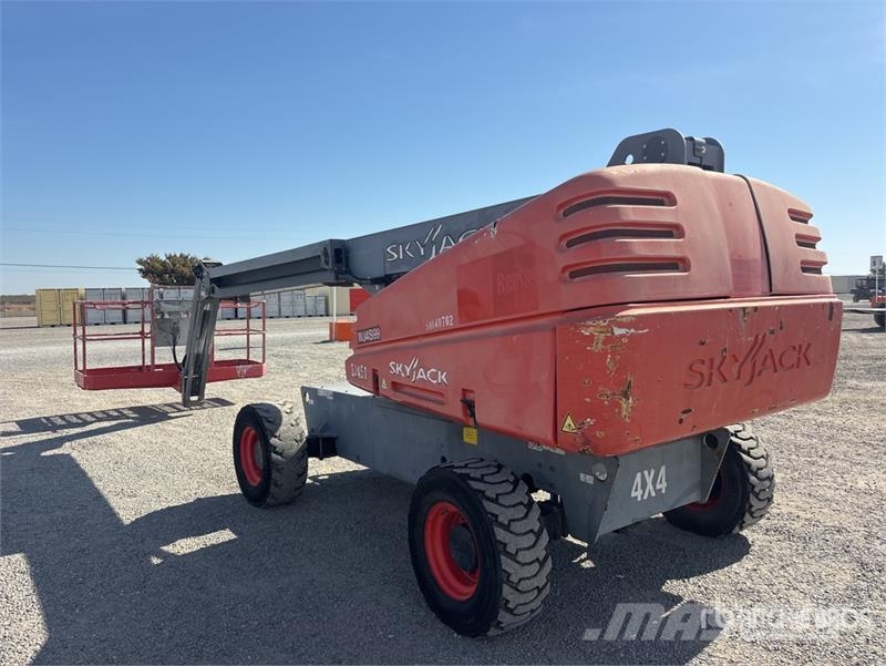 SkyJack SJ45T 2WD Diesel Telescopic Boom Lift رافعات سلة تلسكوبية
