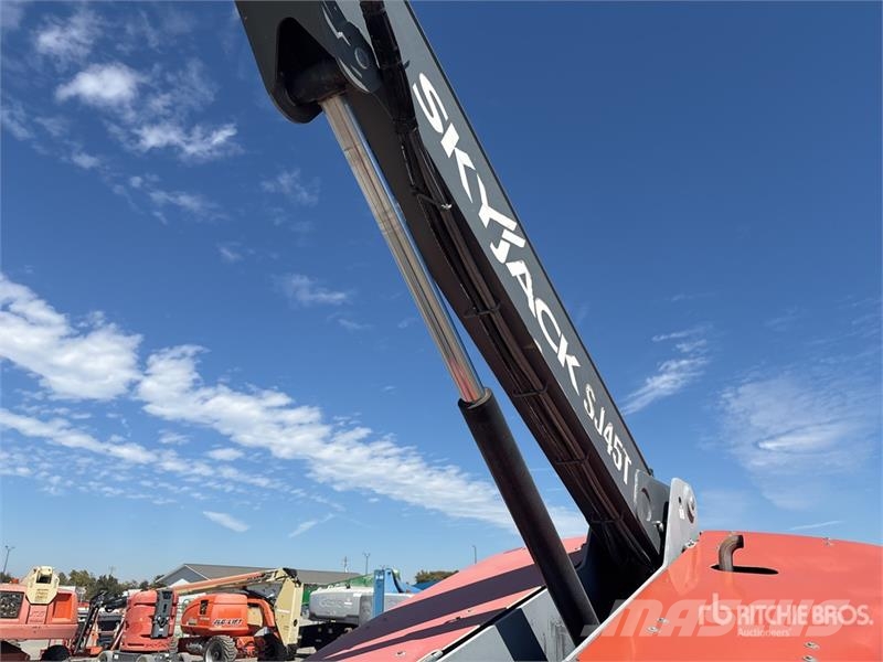 SkyJack SJ45T 4WD Diesel Telescopic Boom Lift Teleskopske podizne platforme