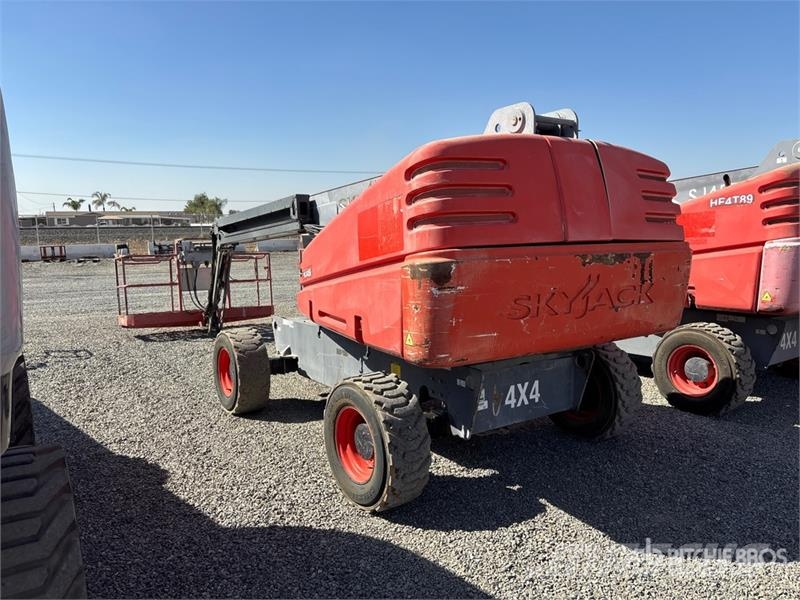 SkyJack SJ45T 4WD Diesel Telescopic Boom Lift Телескопические подъемники
