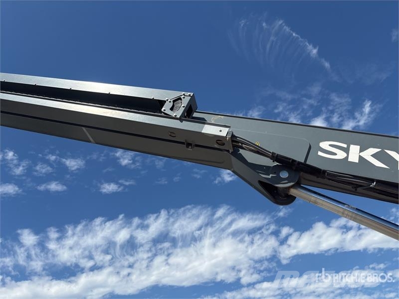 SkyJack SJ45T 4WD Diesel Telescopic Boom Lift Teleskopske podizne platforme