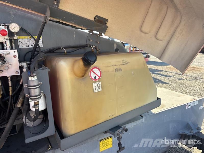 SkyJack SJ45T 4WD Diesel Telescopic Boom Lift Plataformas de trabajo telescópica