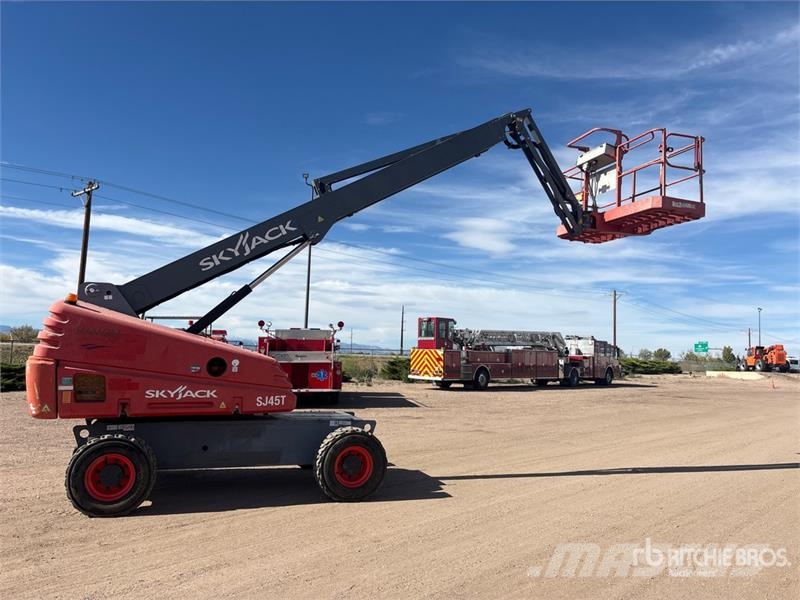 SkyJack SJ45T 4WD Diesel Telescopic Boom Lift Teleskopske podizne platforme
