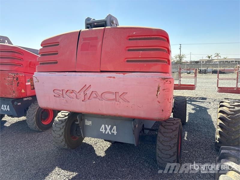 SkyJack SJ45T 4WD Diesel Telescopic Boom Lift Телескопические подъемники