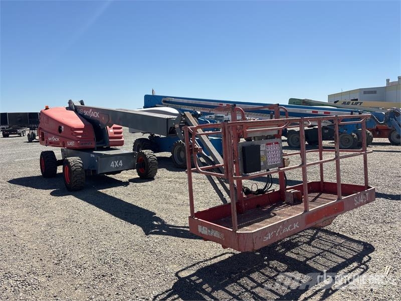 SkyJack SJ45T 4WD Diesel Telescopic Boom Lift Telescoophoogwerkers