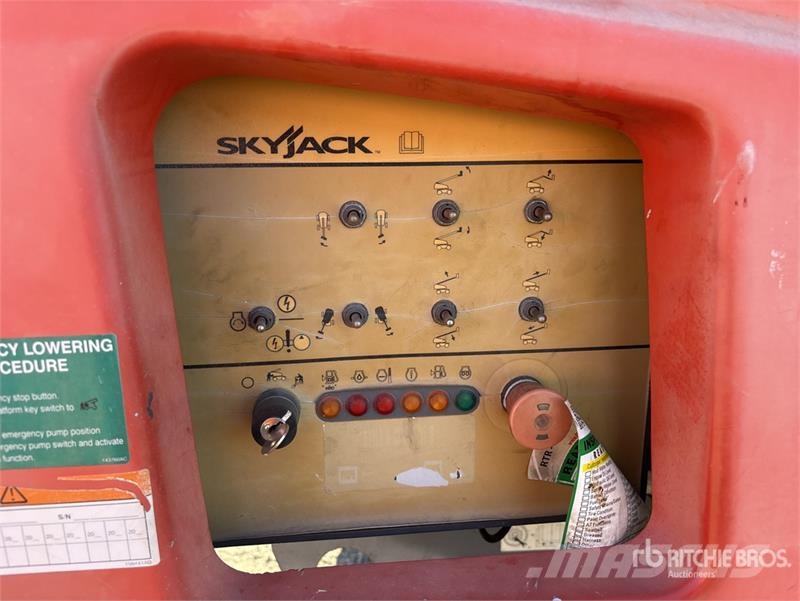 SkyJack SJ45T 4WD Diesel Telescopic Boom Lift Plataformas de trabajo telescópica