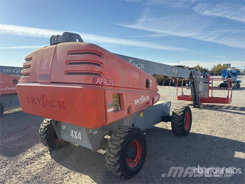SkyJack SJ45T 4WD Diesel Telescopic Boom Lift Plataformas de trabajo telescópica