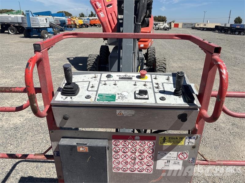 SkyJack SJ45T 4WD Diesel Telescopic Boom Lift Teleskopske podizne platforme